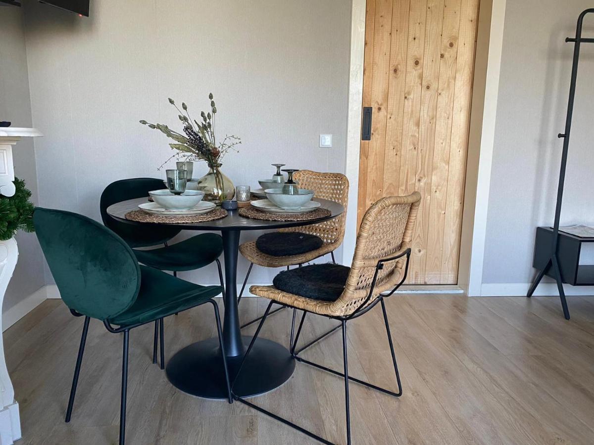 Statige Boerderijwoning Met Vrij Uitzicht En Tuin Villa Hoogzand ภายนอก รูปภาพ